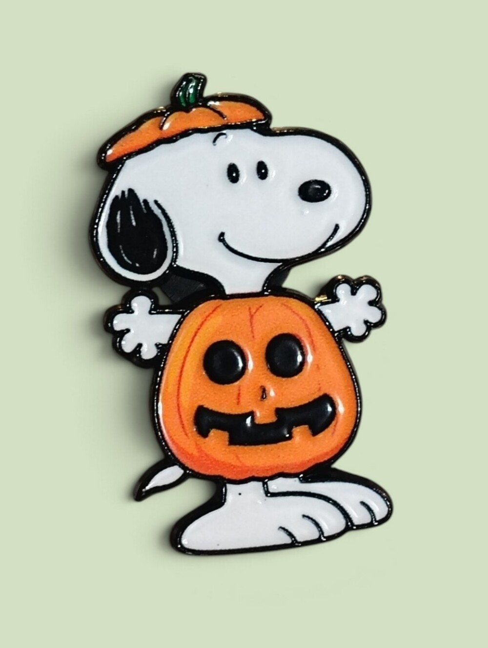 Peanuts: Snoopy Halloween Pumpkin Enamel Pin - Orange & White